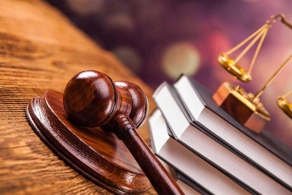 Canadian Women Sue Over FATCA