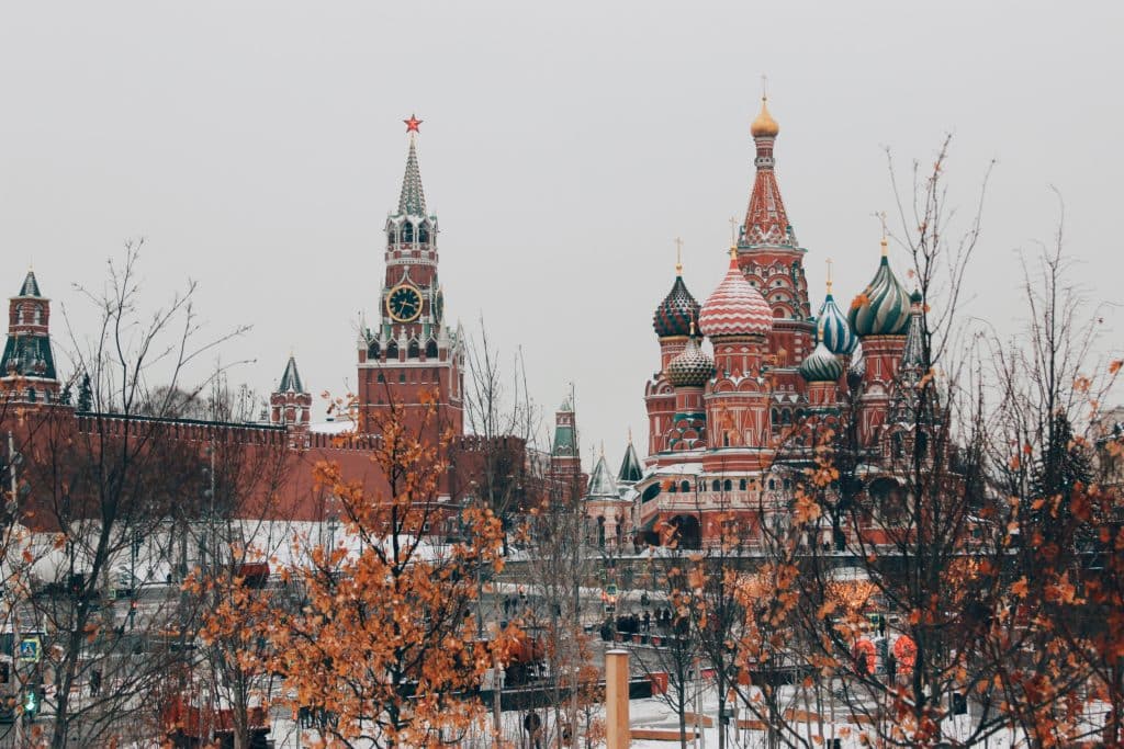 Russia Taxes for US Expats: A Complete Guide