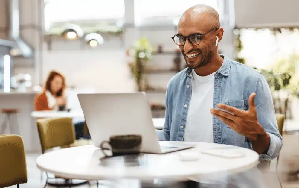 How Do I Start a Business Overseas as a U.S. Citizen?