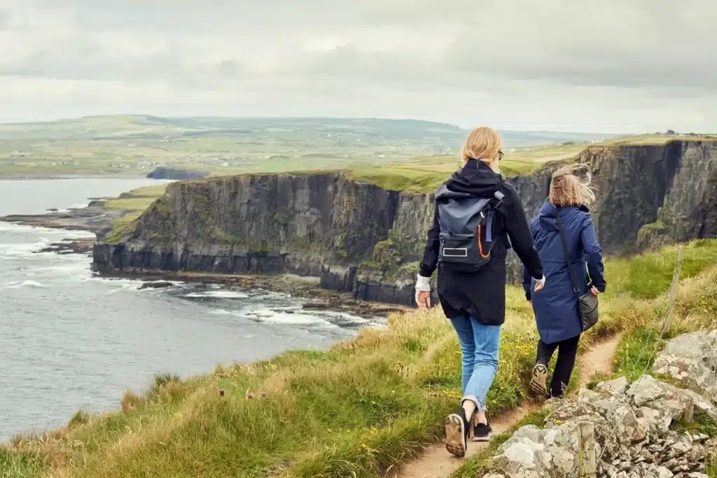 Moving to Ireland from US: A Guide for Expats 