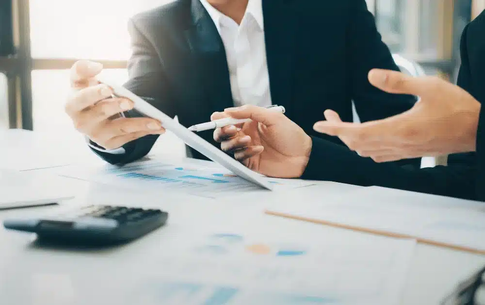 FBAR Explained: Filing Requirements, Deadlines, and Penalties for U.S. Expats