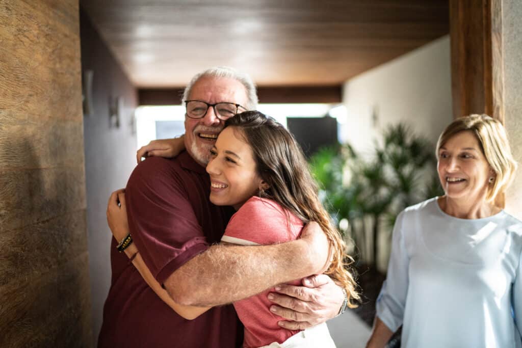 Moving Back to the US? Your Expat Tax Transition Guide for 2025